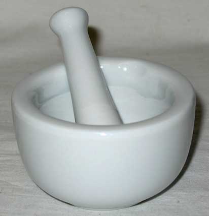 Mortar/Pestle White 2 Small